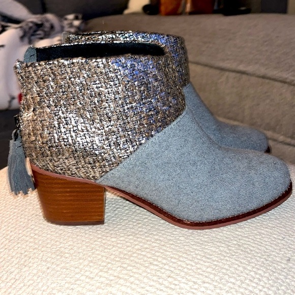 TOMS Women's Leila Bootie Grey Felt Shine Boucle Boot 7 Wide - Picture 3 of 11